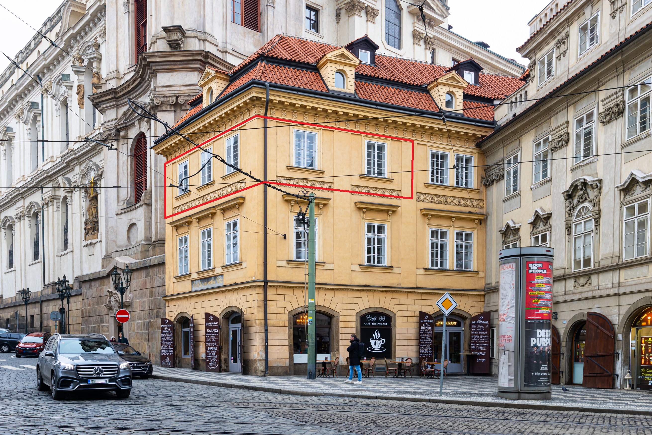 PRODEJ BYTU NA MALOSTRANSKÉM NÁMĚSTÍ – foto 2